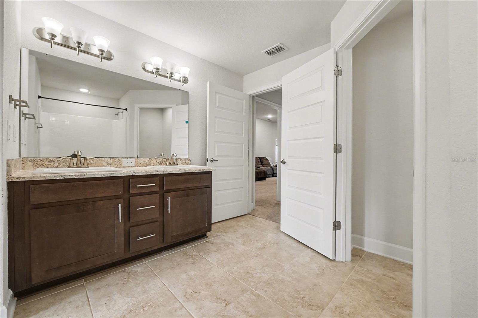 CITRUS POINT - Residential