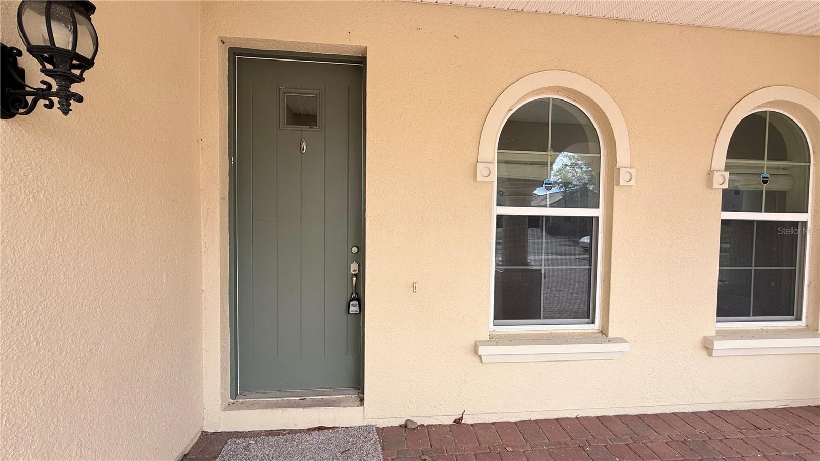 3879 SHORESIDE DRIVE