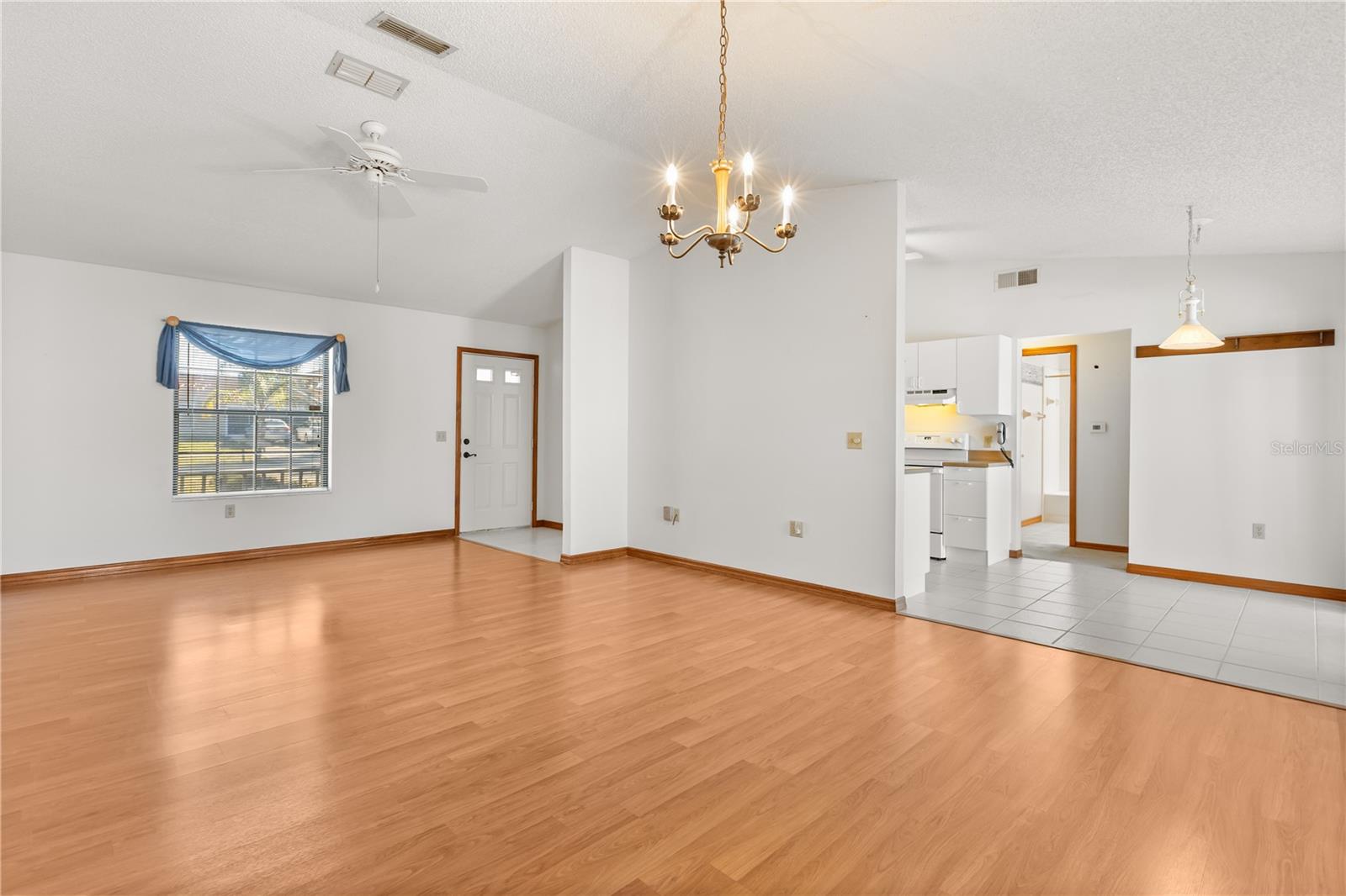 DELTONA LAKES UNIT 71 - Residential