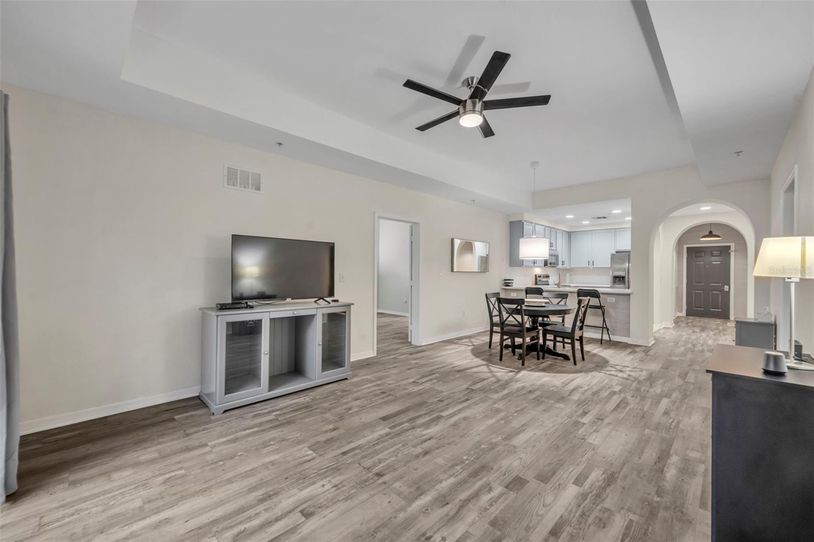 CARIBE COVE PH 03 CONDO - Residential