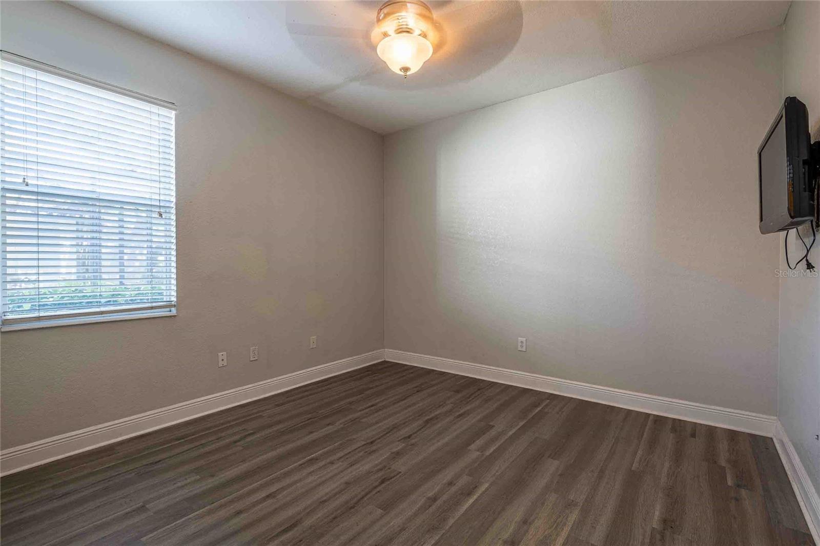 RIVER HILLS COUNTRY CLUB PARCE - Residential