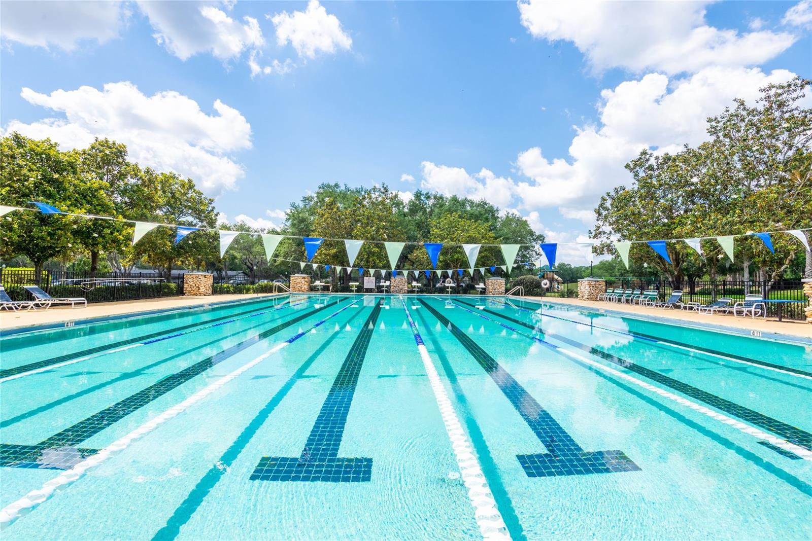 RIVER HILLS COUNTRY CLUB PARCE - Residential