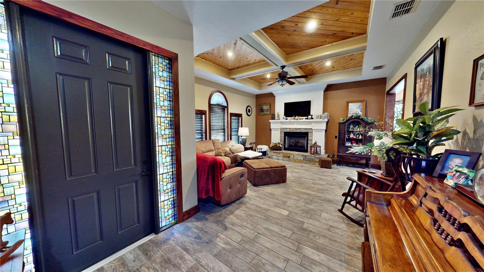 SEBRING LAKES ACRES - Residential