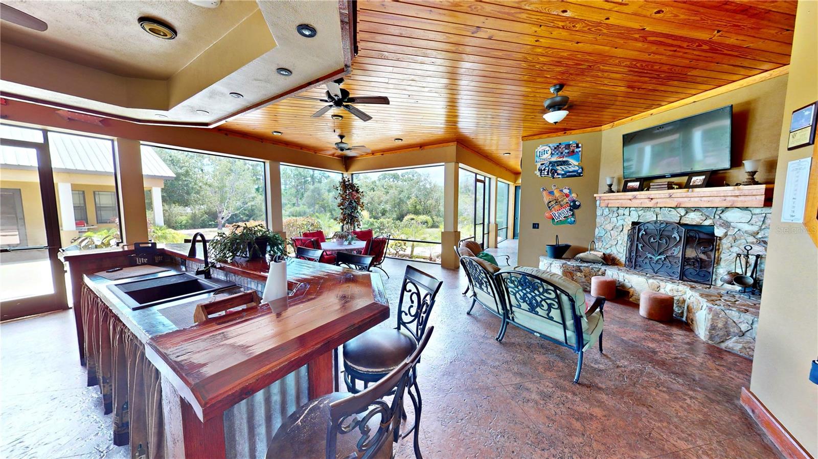 SEBRING LAKES ACRES - Residential