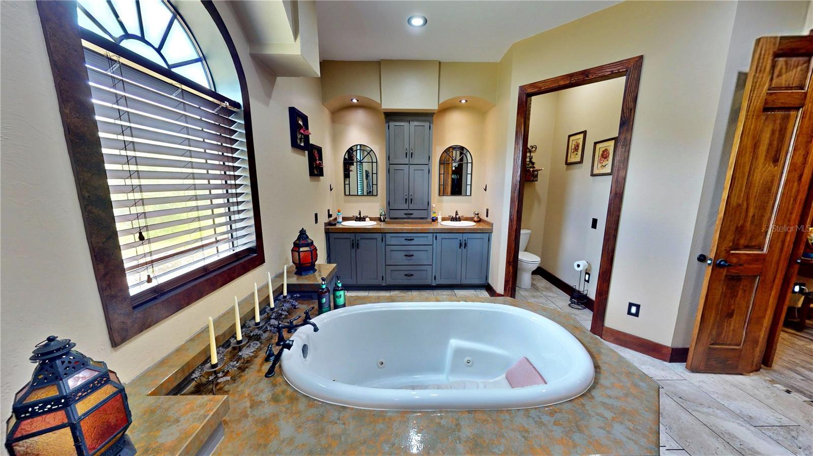SEBRING LAKES ACRES - Residential