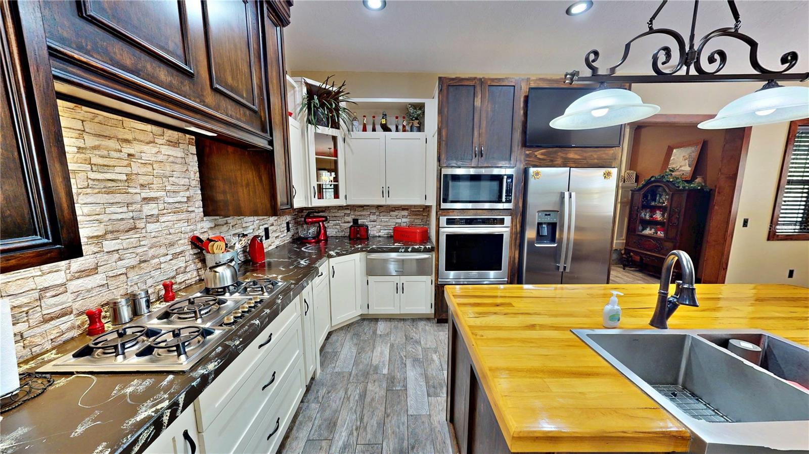 SEBRING LAKES ACRES - Residential