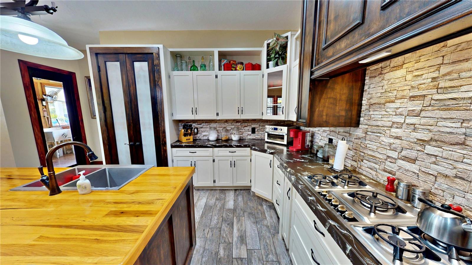 SEBRING LAKES ACRES - Residential