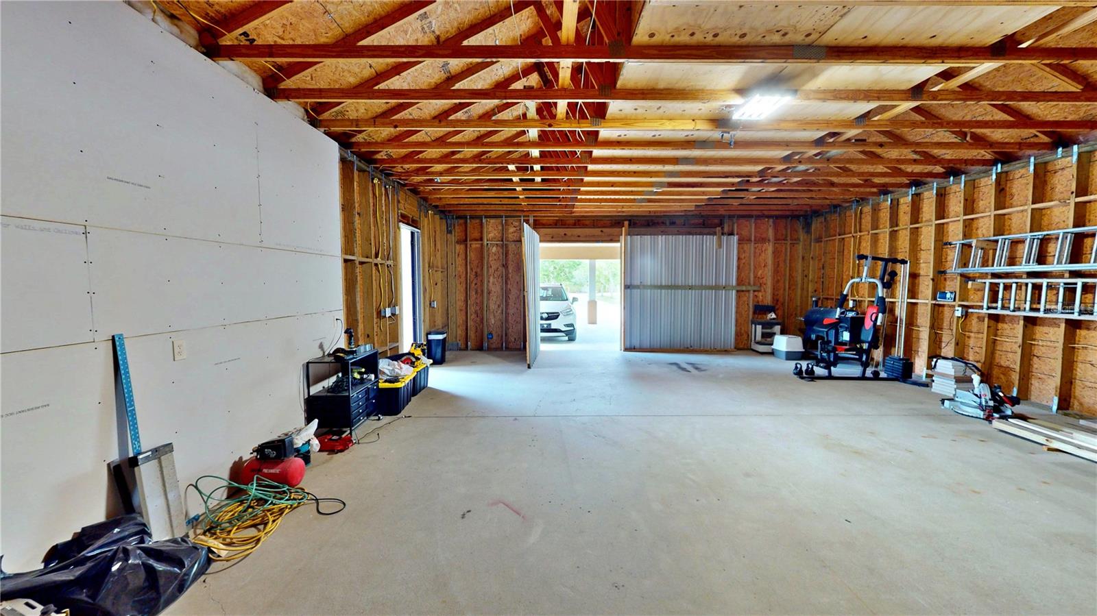 SEBRING LAKES ACRES - Residential