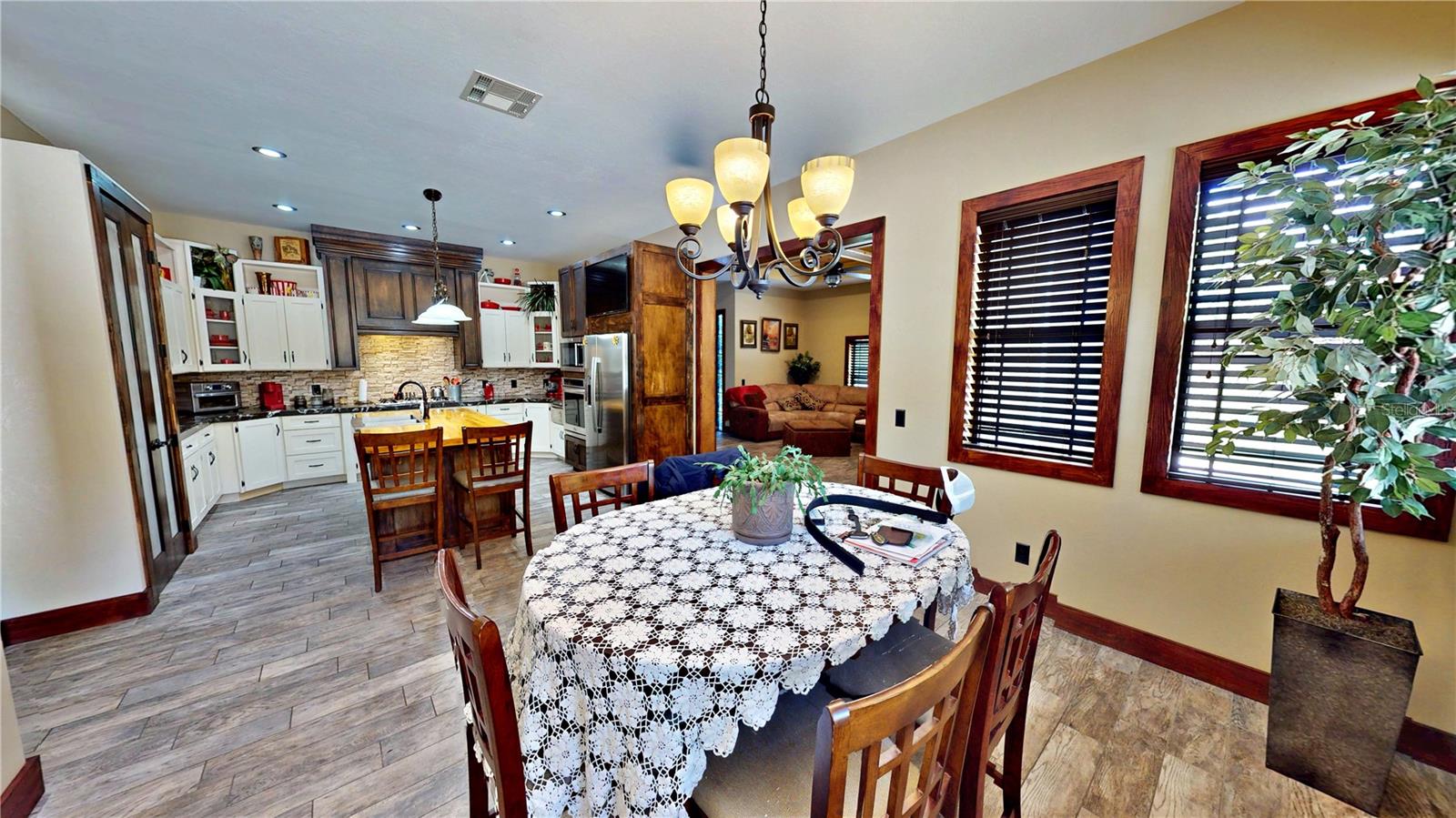 SEBRING LAKES ACRES - Residential