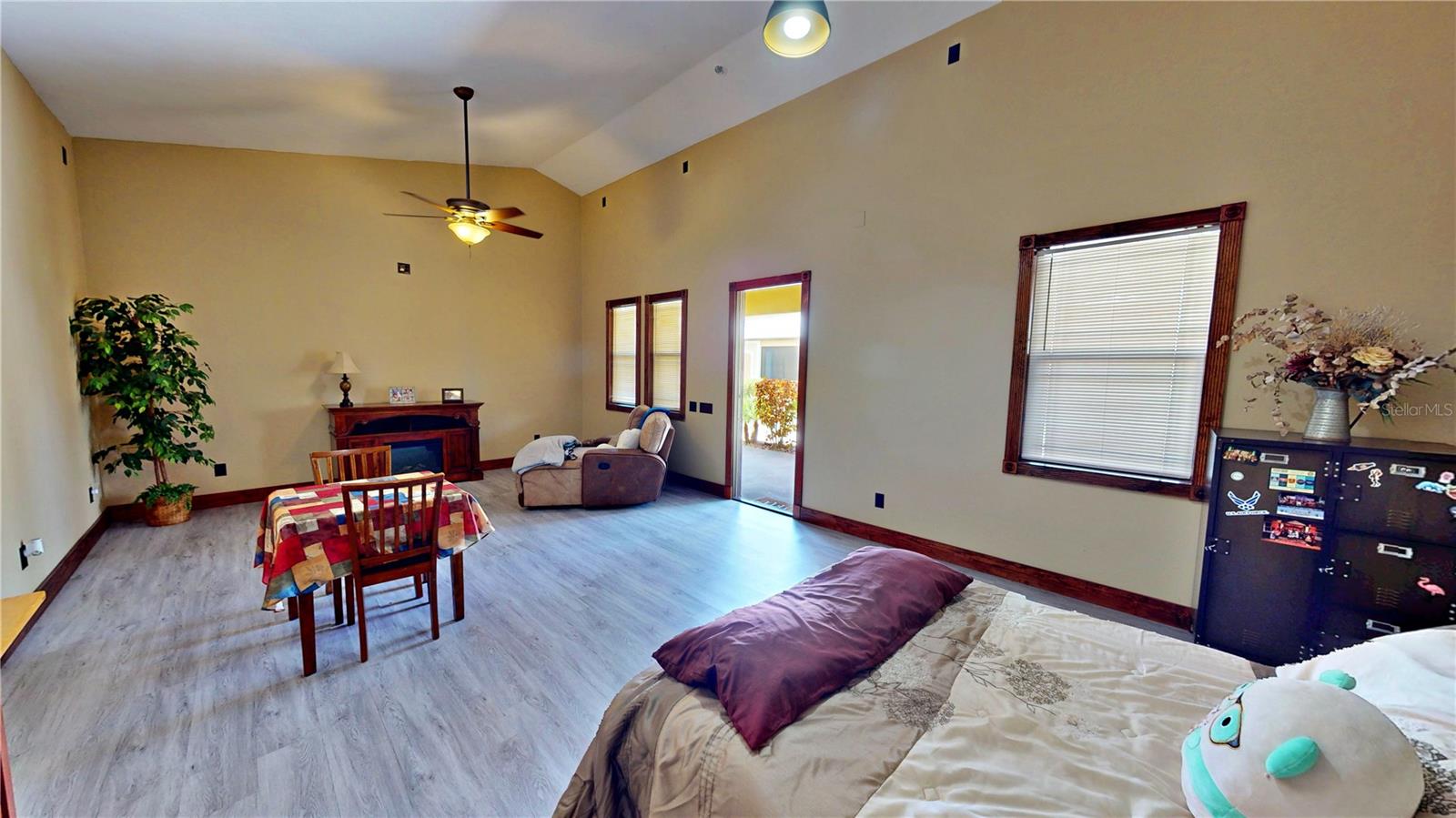 SEBRING LAKES ACRES - Residential