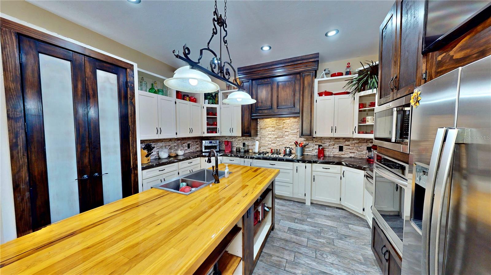 SEBRING LAKES ACRES - Residential