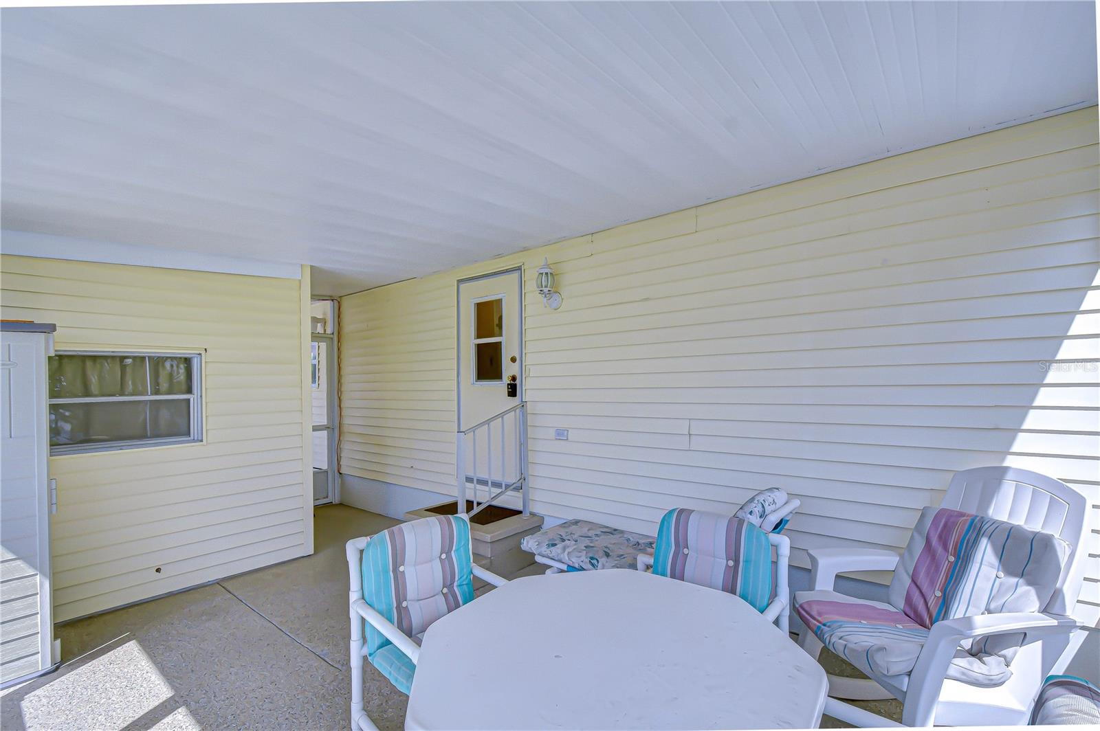 SLEEPY HOLLOW MOBILE ESTATES - Residential