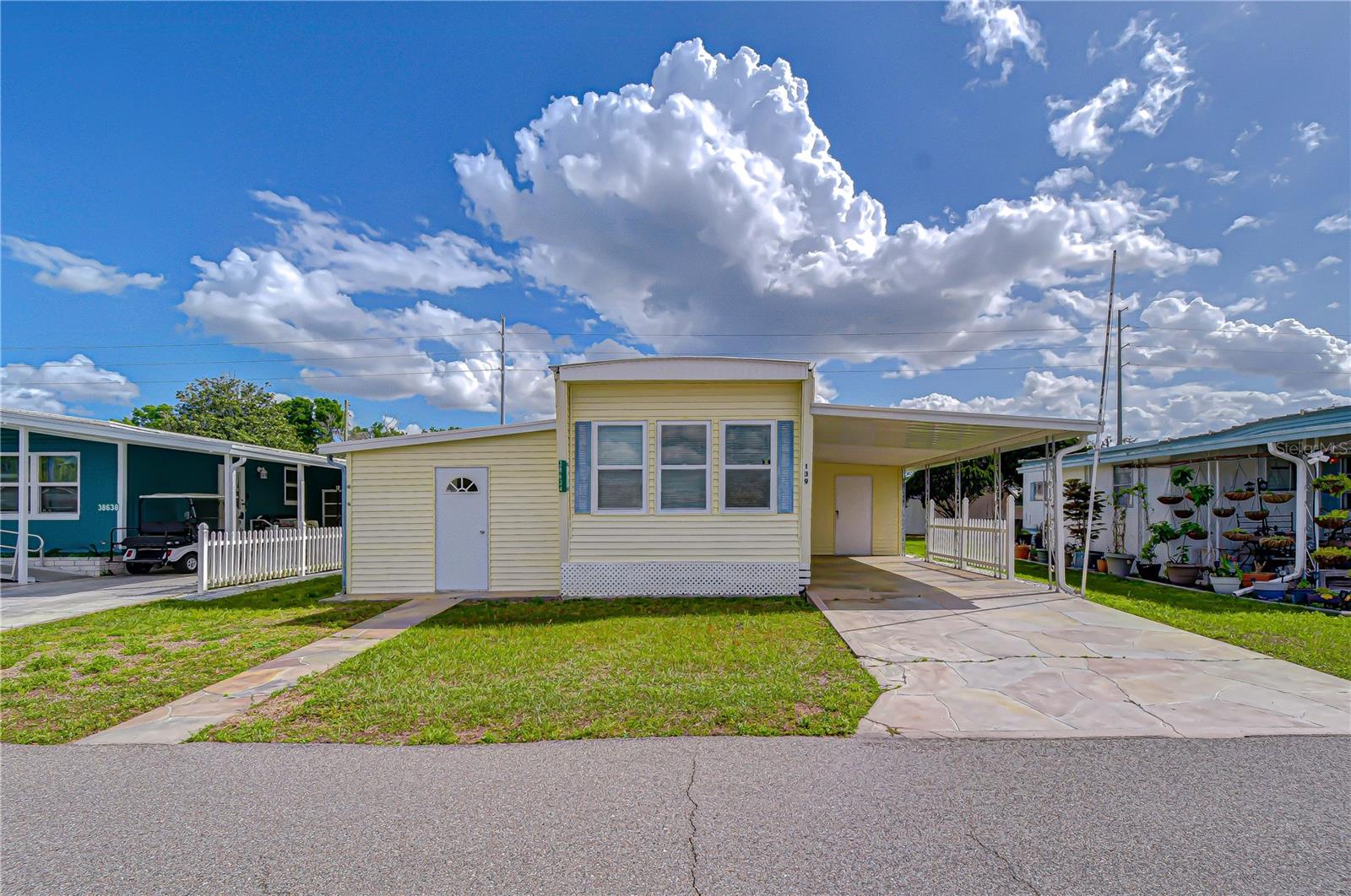 SLEEPY HOLLOW MOBILE ESTATES - Residential