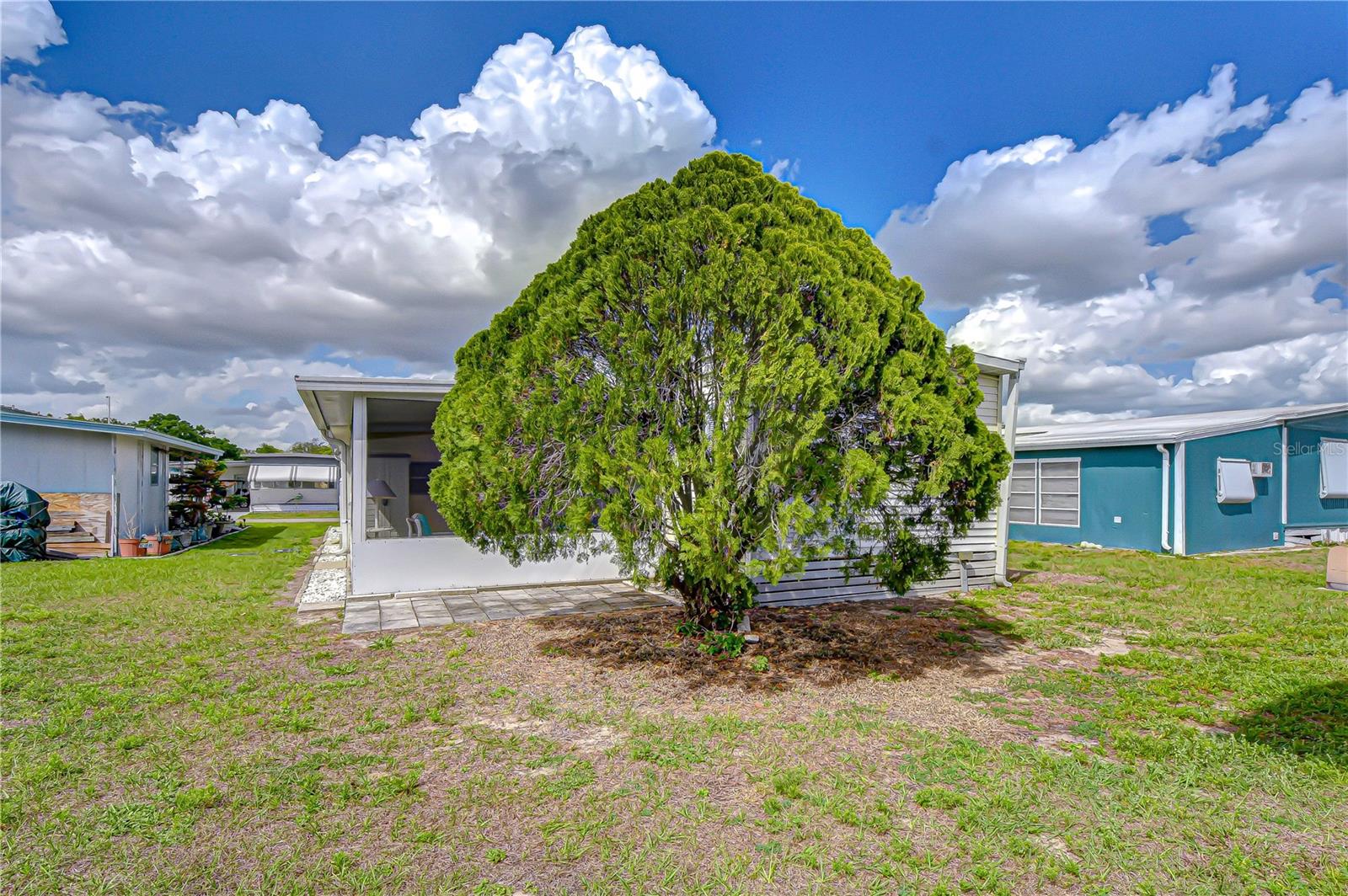 SLEEPY HOLLOW MOBILE ESTATES - Residential