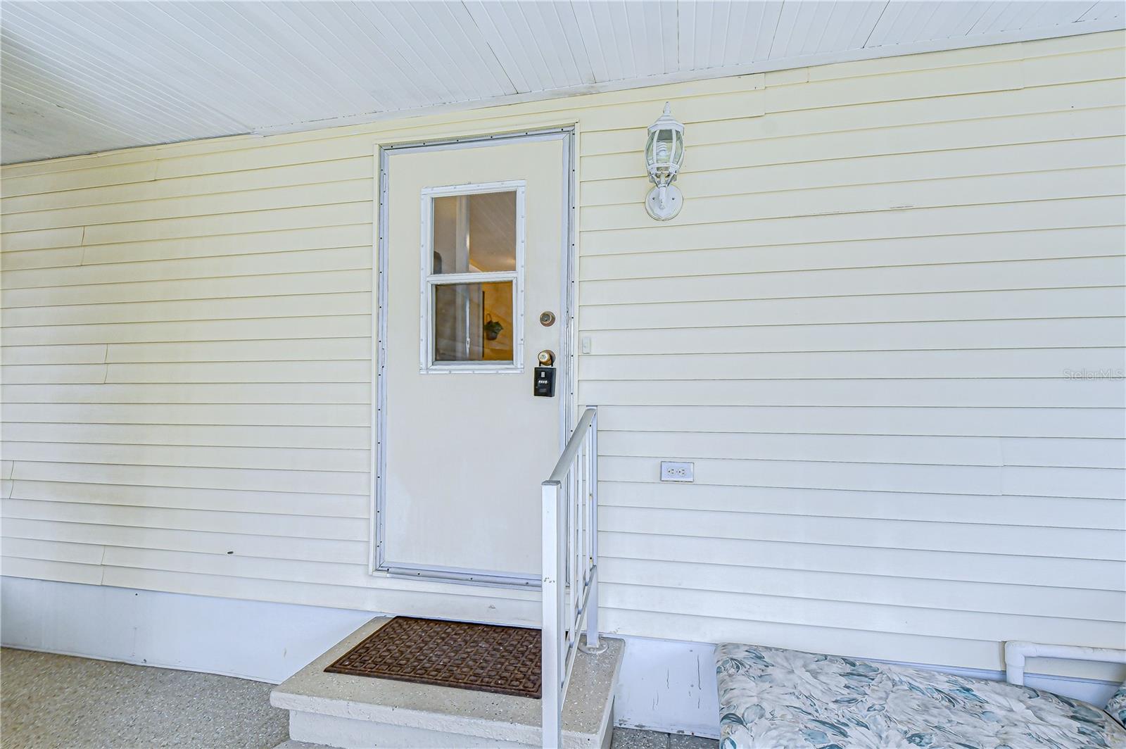 SLEEPY HOLLOW MOBILE ESTATES - Residential