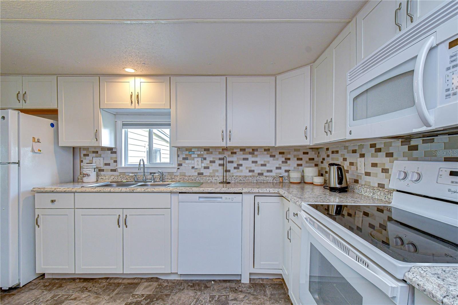 SLEEPY HOLLOW MOBILE ESTATES - Residential