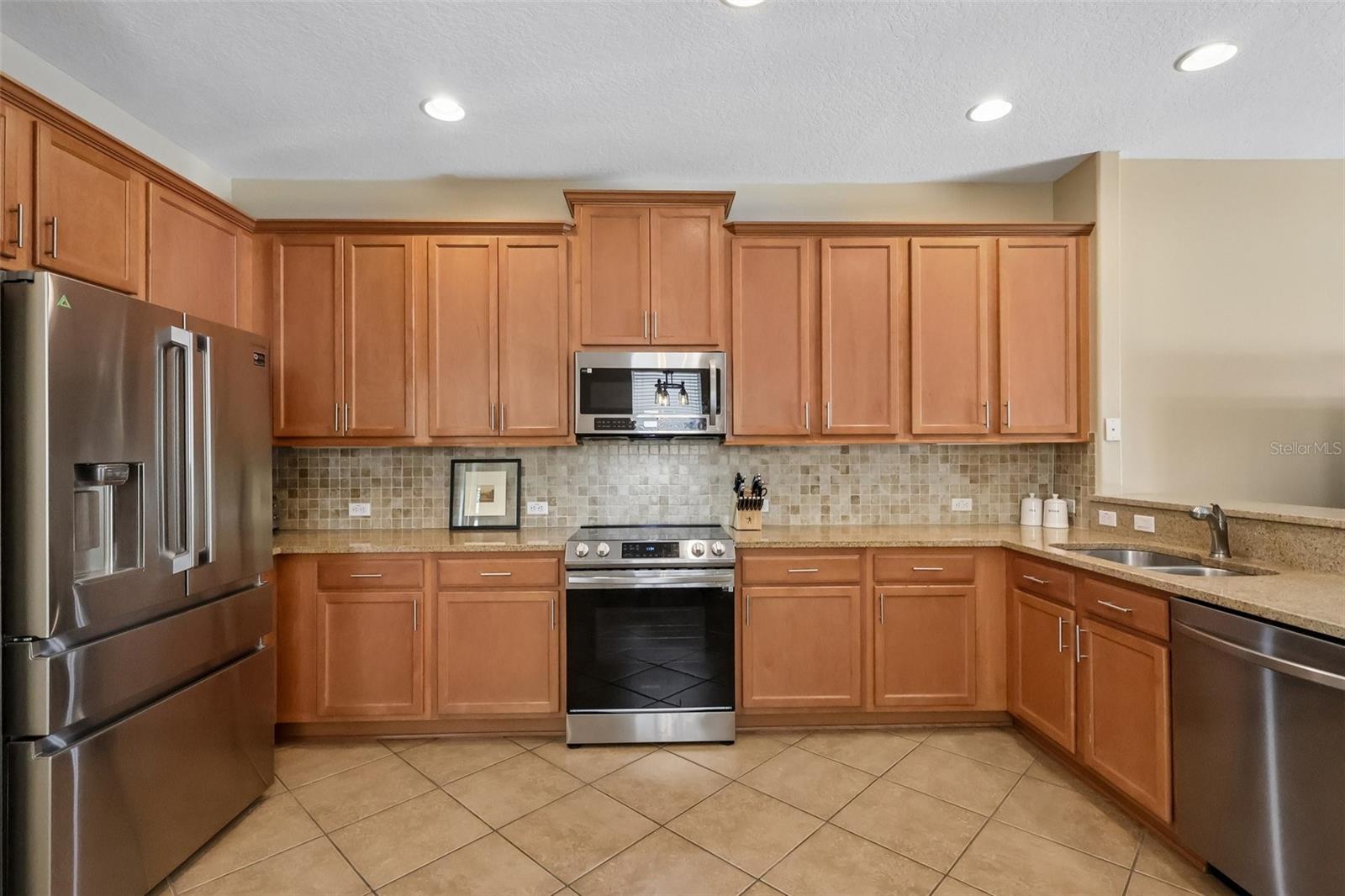 2217 LONG DERBY WAY