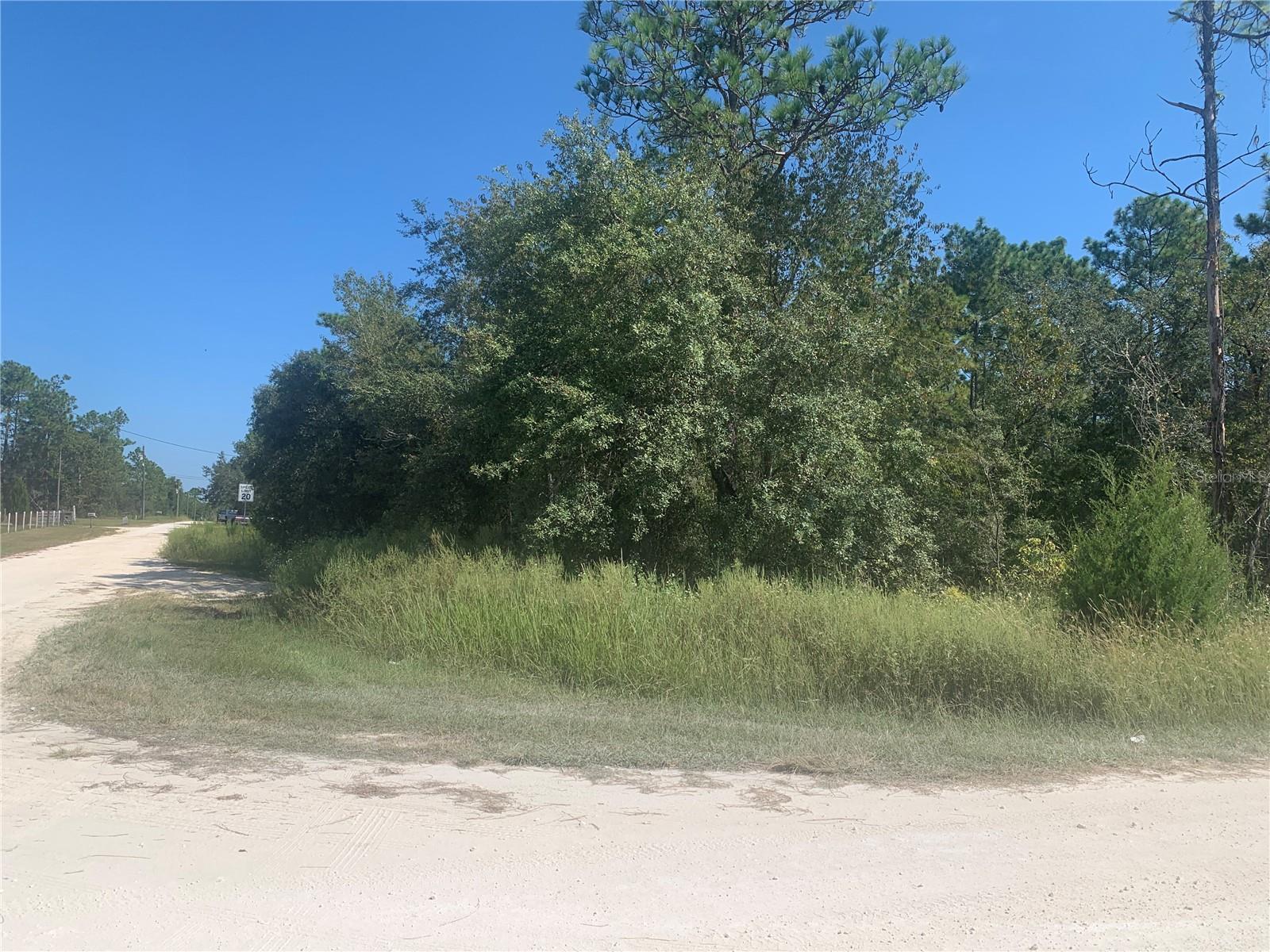 WESTWOOD ACRES N - Land