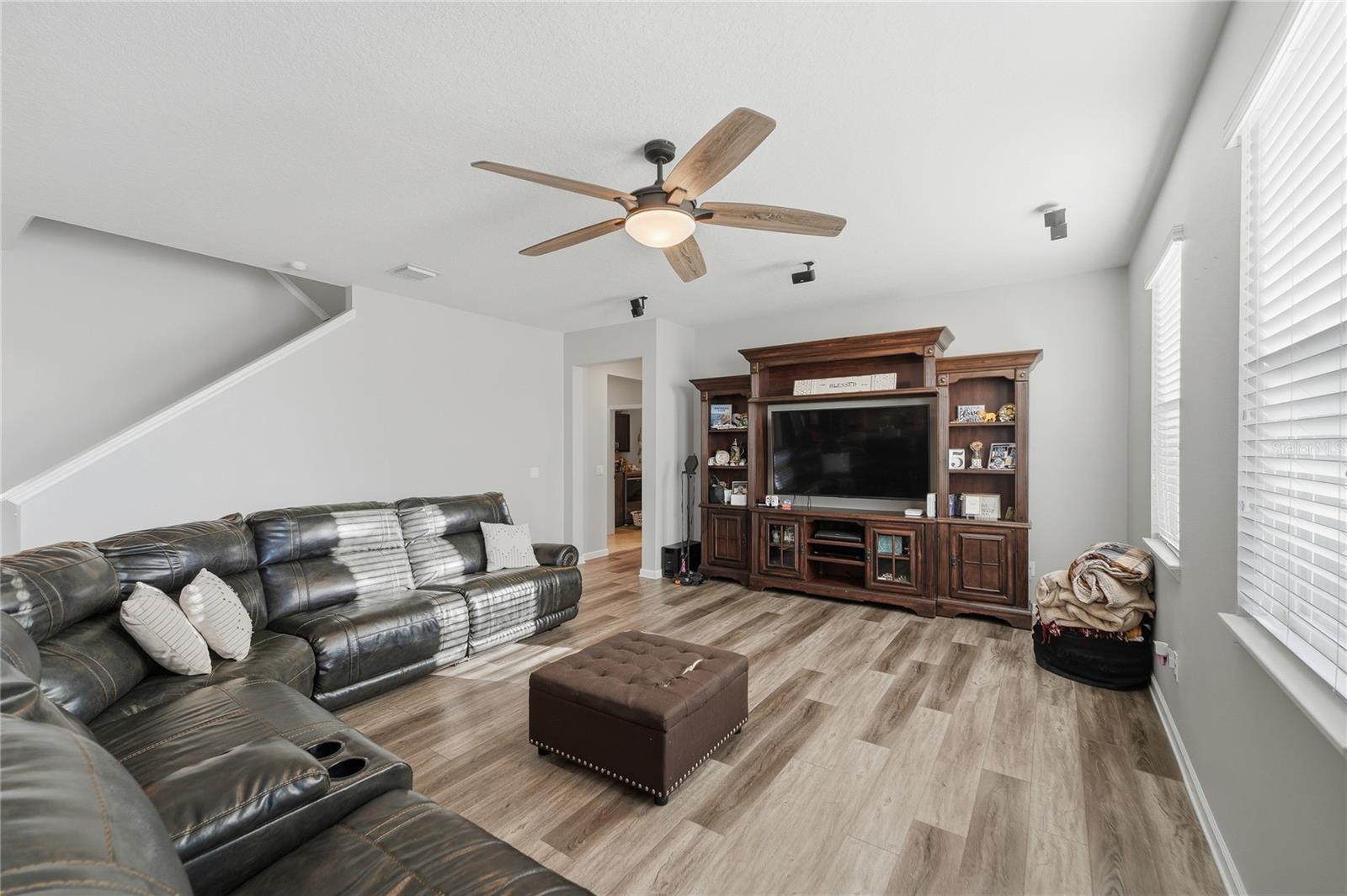 CHANDLER ESTATES - Residential