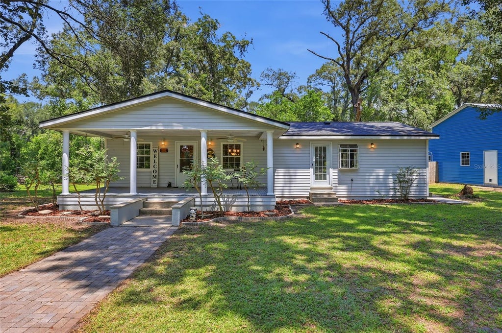 Photo of 7417 NW County Road 235, Alachua, FL 32615 (MLS # GC542953)