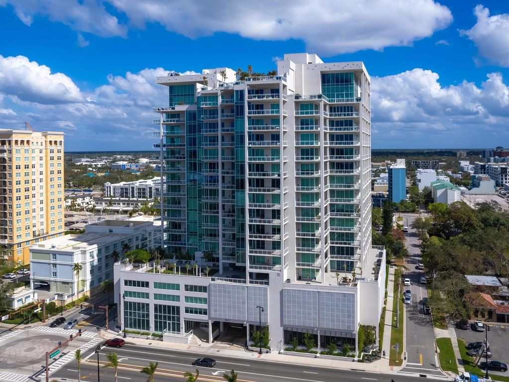 Photo of 540 N Tamiami Trail #1201, Sarasota, FL 34236 (MLS # A4667550)