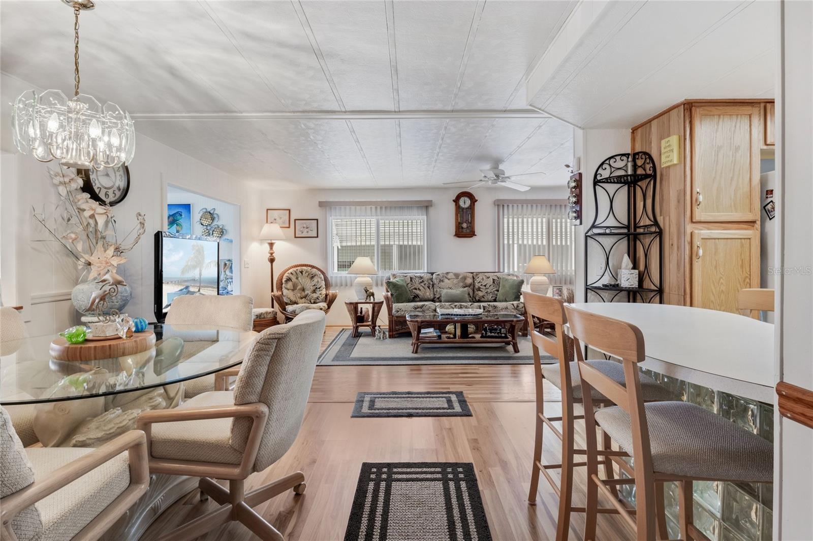 PALMA SOLA SHORES - Residential