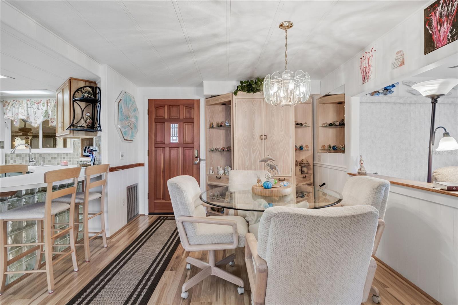 PALMA SOLA SHORES - Residential