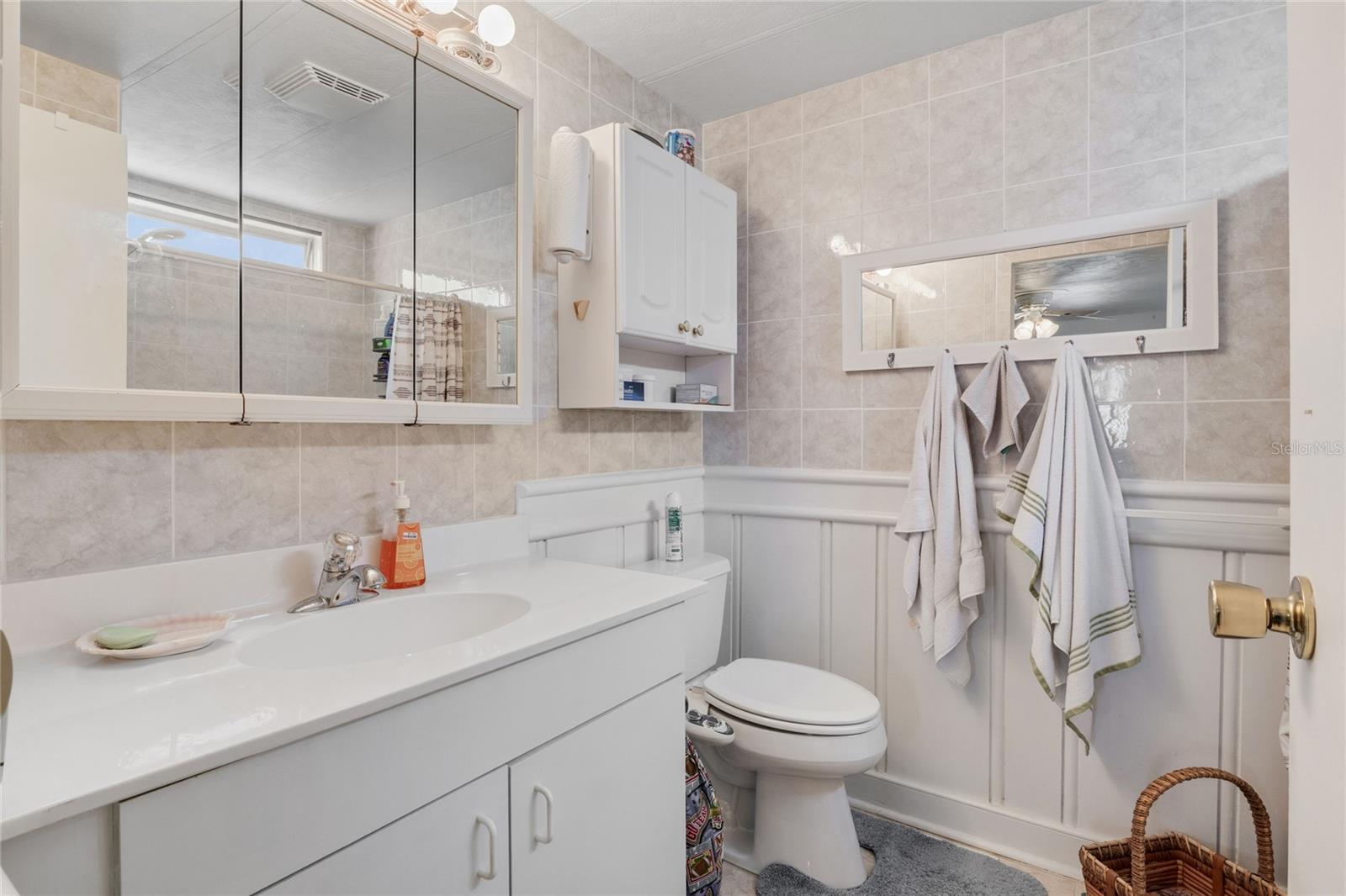 PALMA SOLA SHORES - Residential