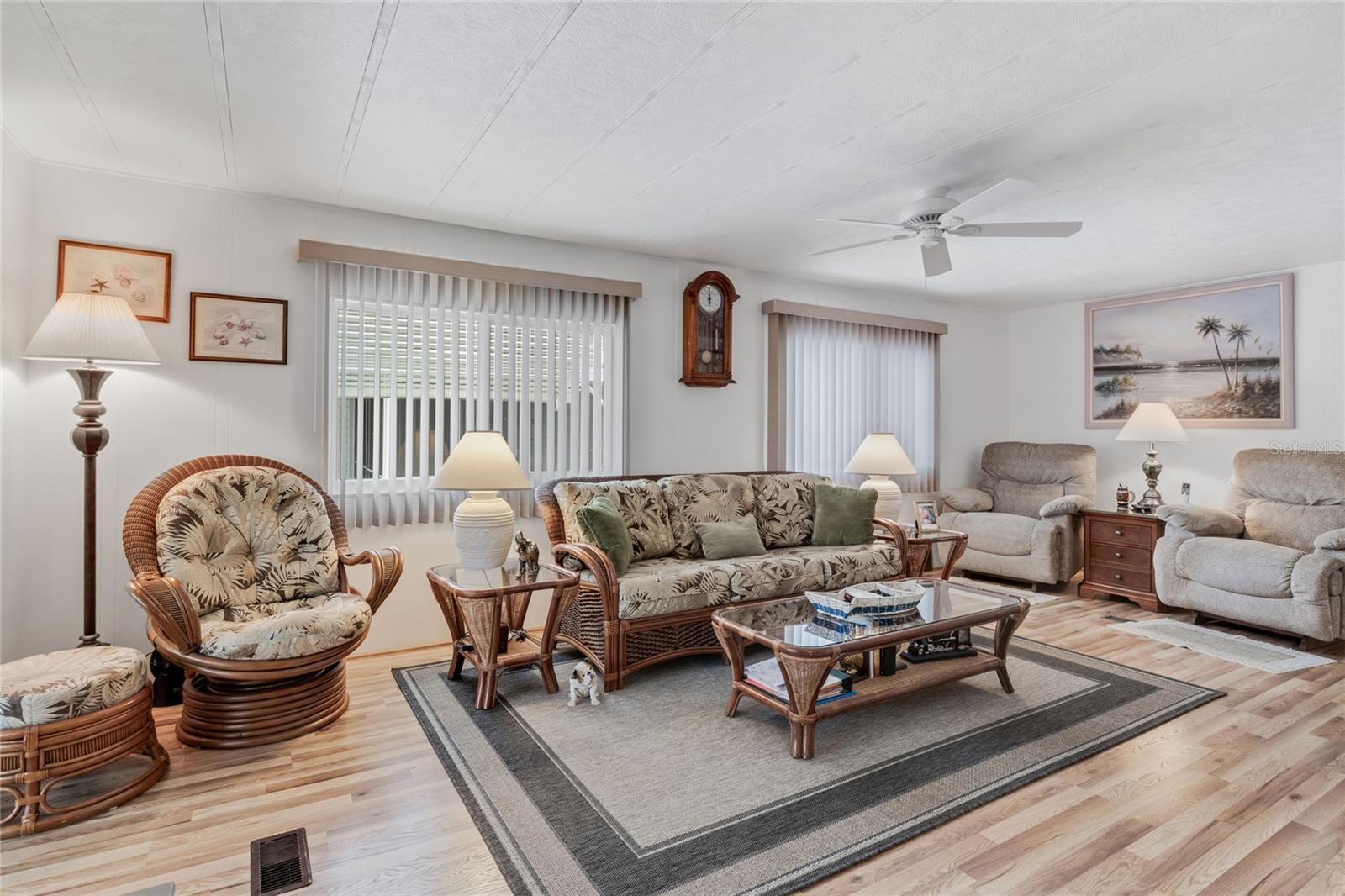 PALMA SOLA SHORES - Residential