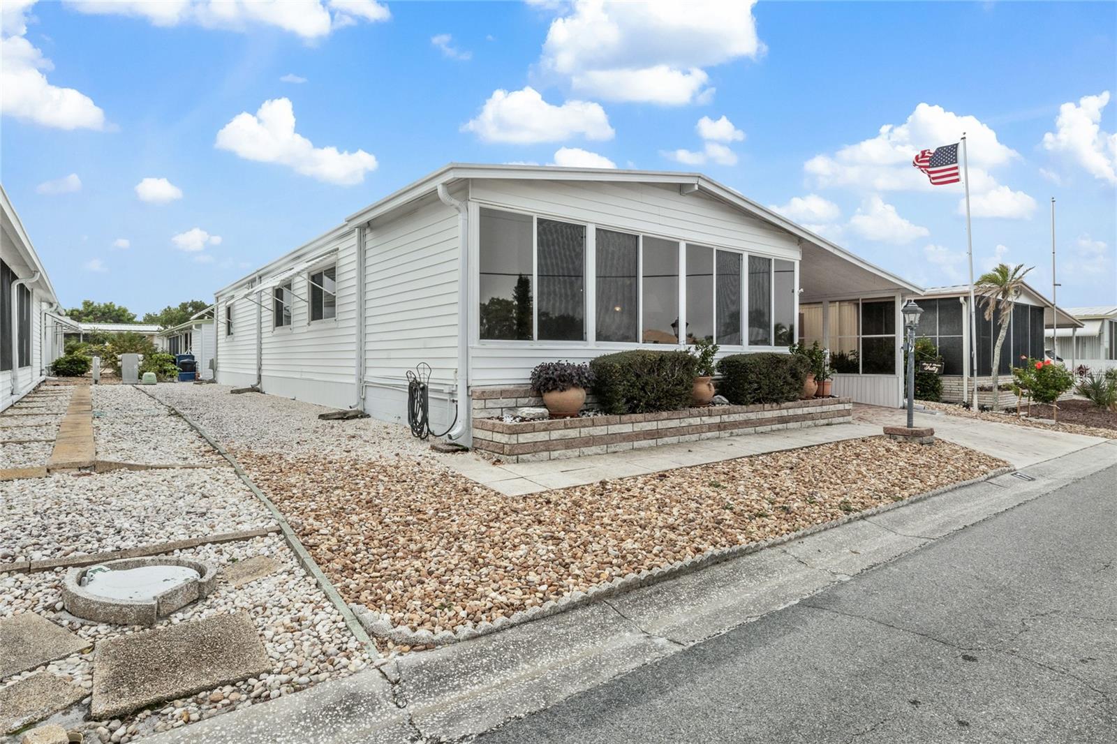 PALMA SOLA SHORES - Residential