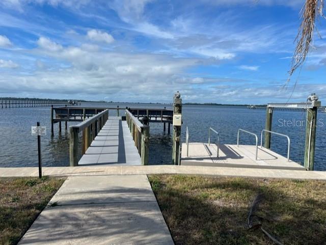 PALMA SOLA SHORES - Residential