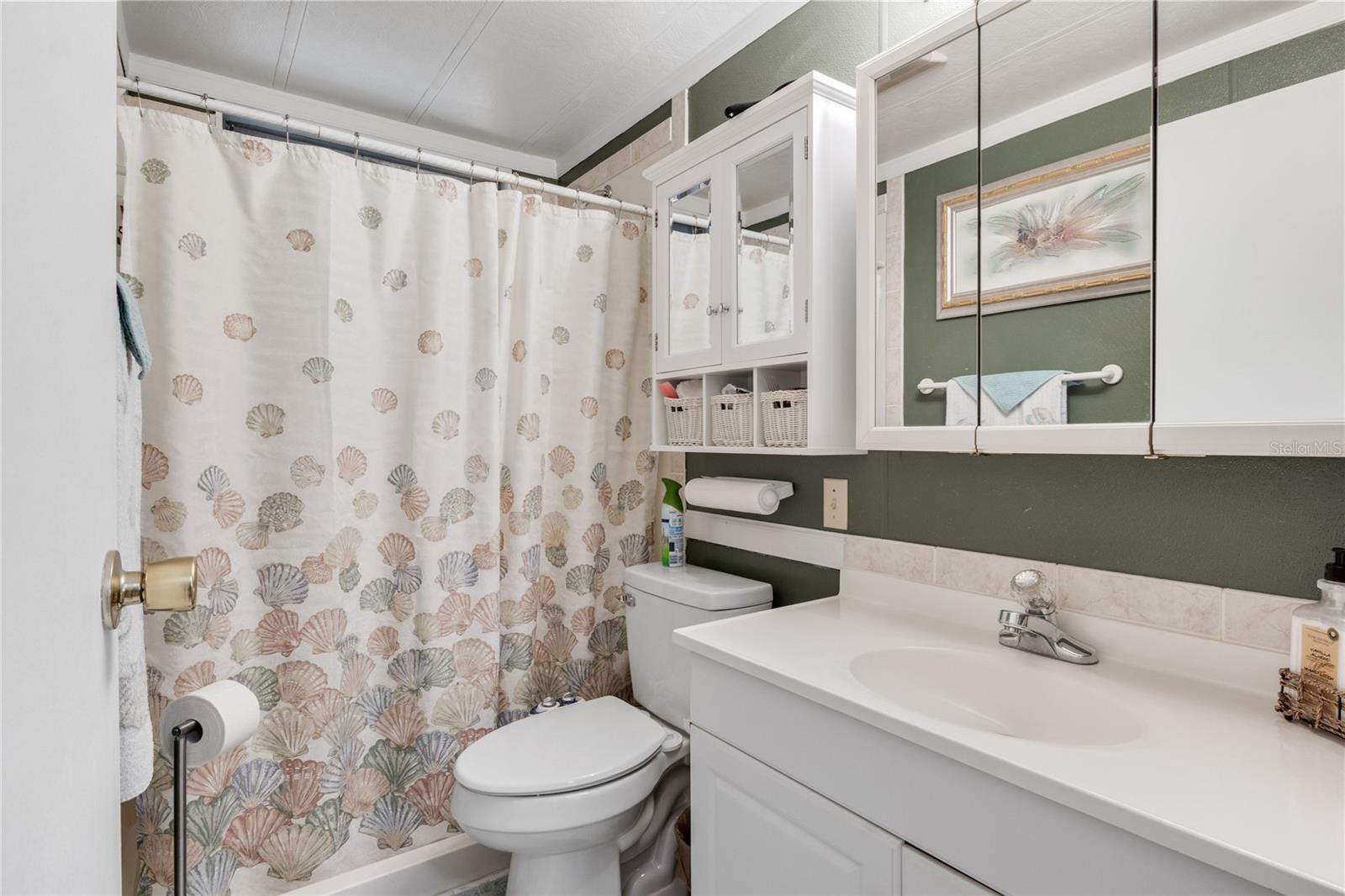 PALMA SOLA SHORES - Residential