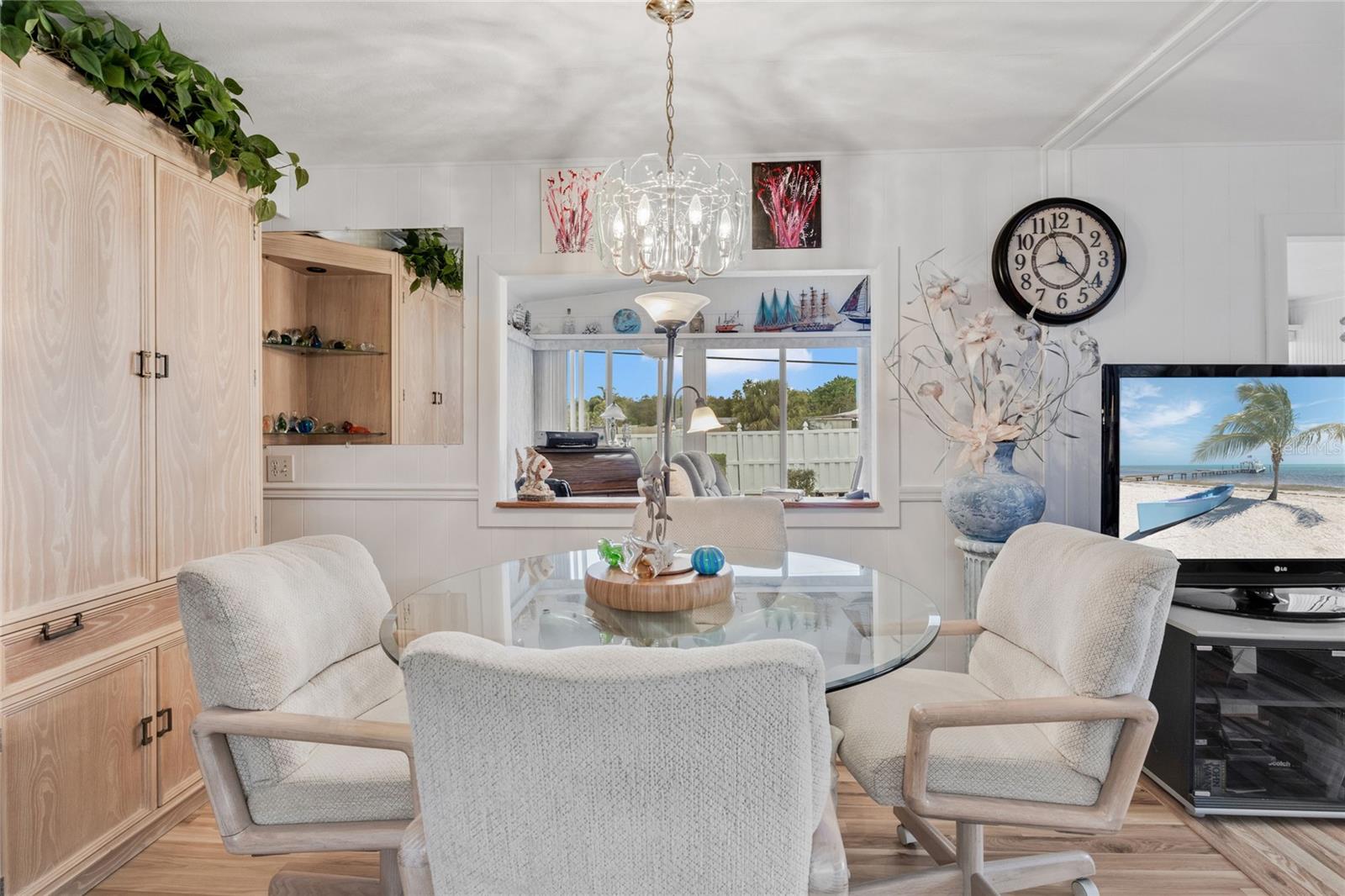 PALMA SOLA SHORES - Residential