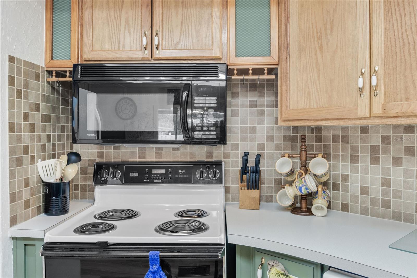 PALMA SOLA SHORES - Residential