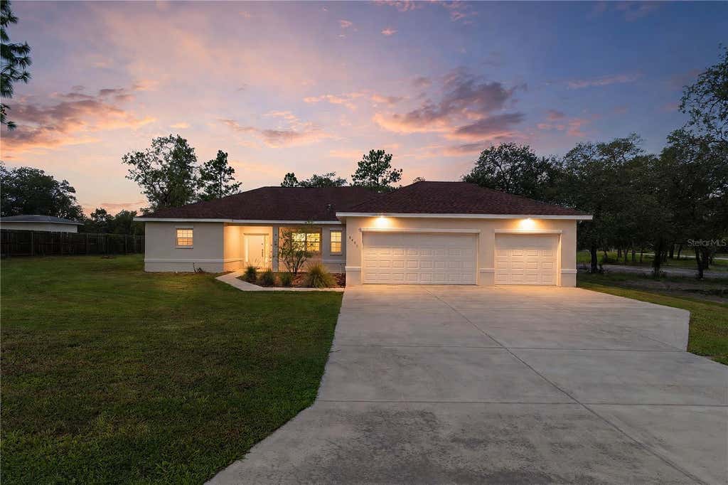 Photo of 8451 Nuzum Road, Weeki Wachee, FL 34613 (MLS # OM730805)