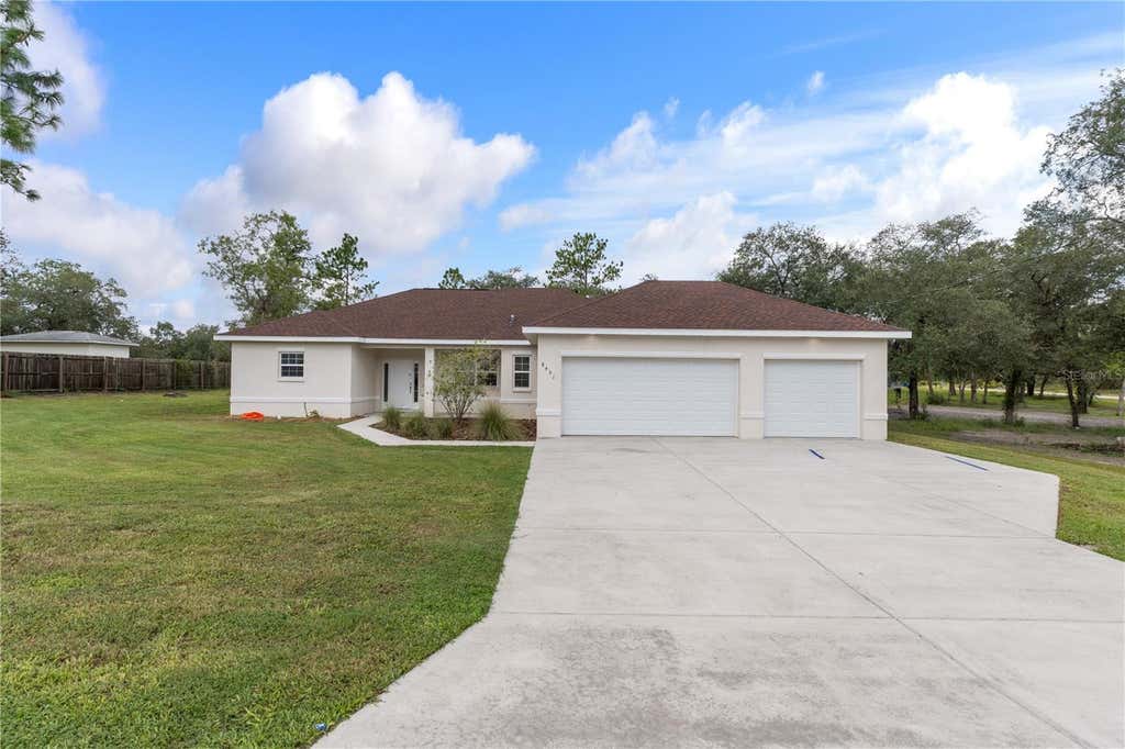 Photo of 8451 Nuzum Road, Weeki Wachee, FL 34613 (MLS # OM730805)