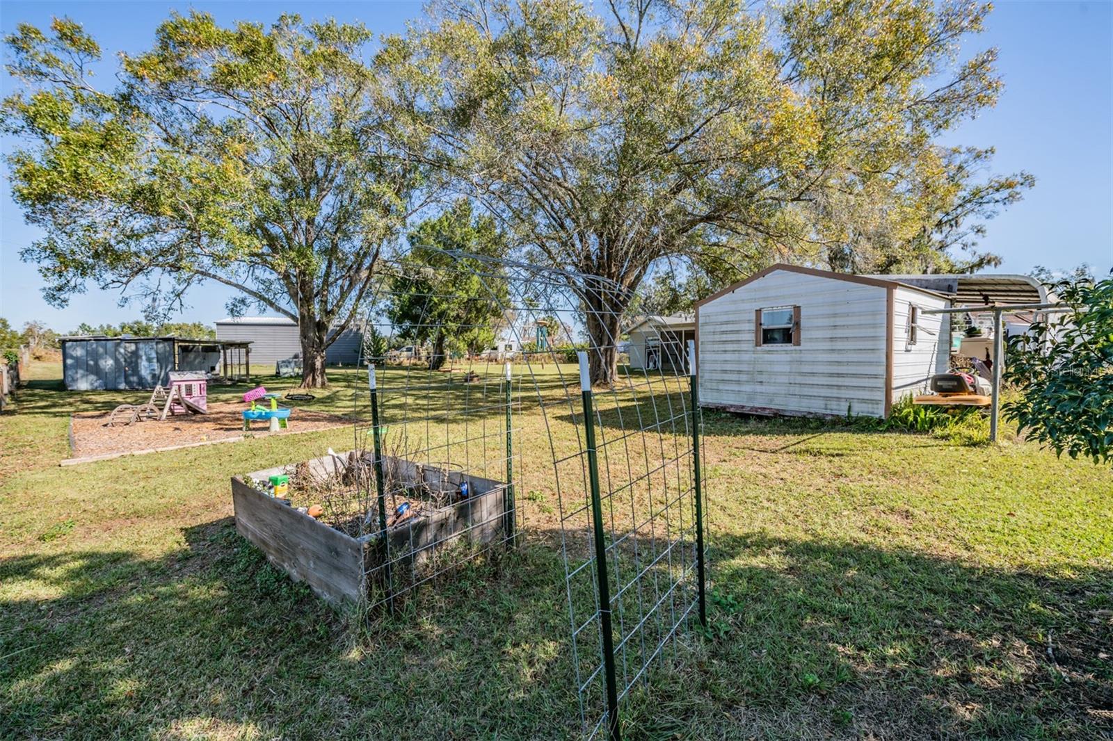 CAUSEY-ROWLAND SUB UNI - Residential