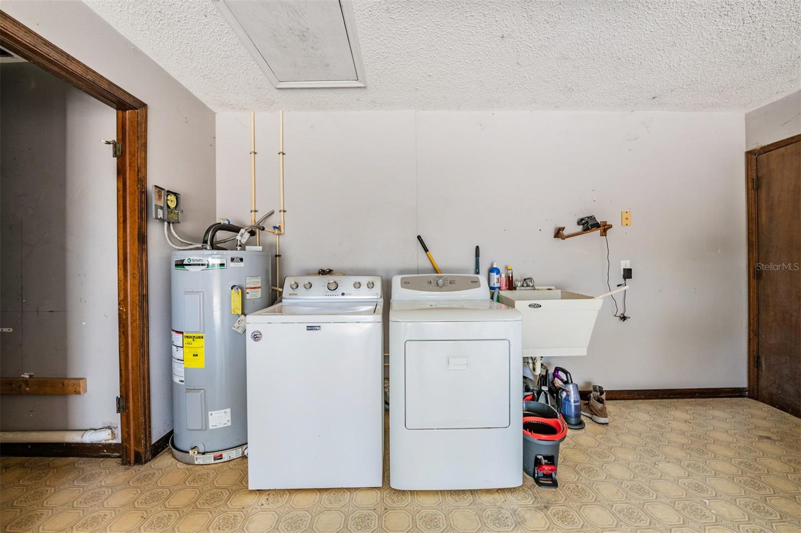 CAUSEY-ROWLAND SUB UNI - Residential