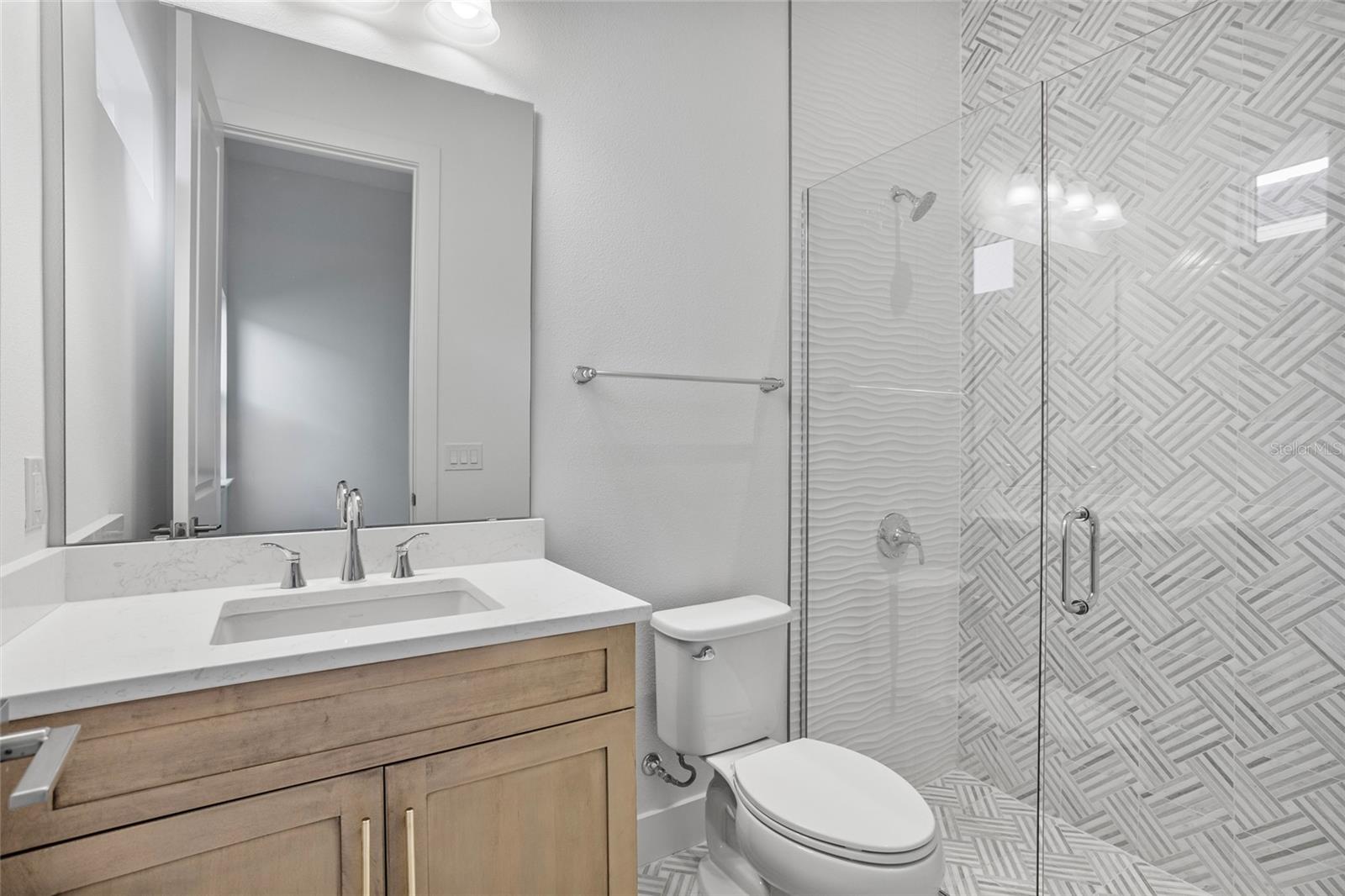 LAUREL POINTE PH 3 - Residential