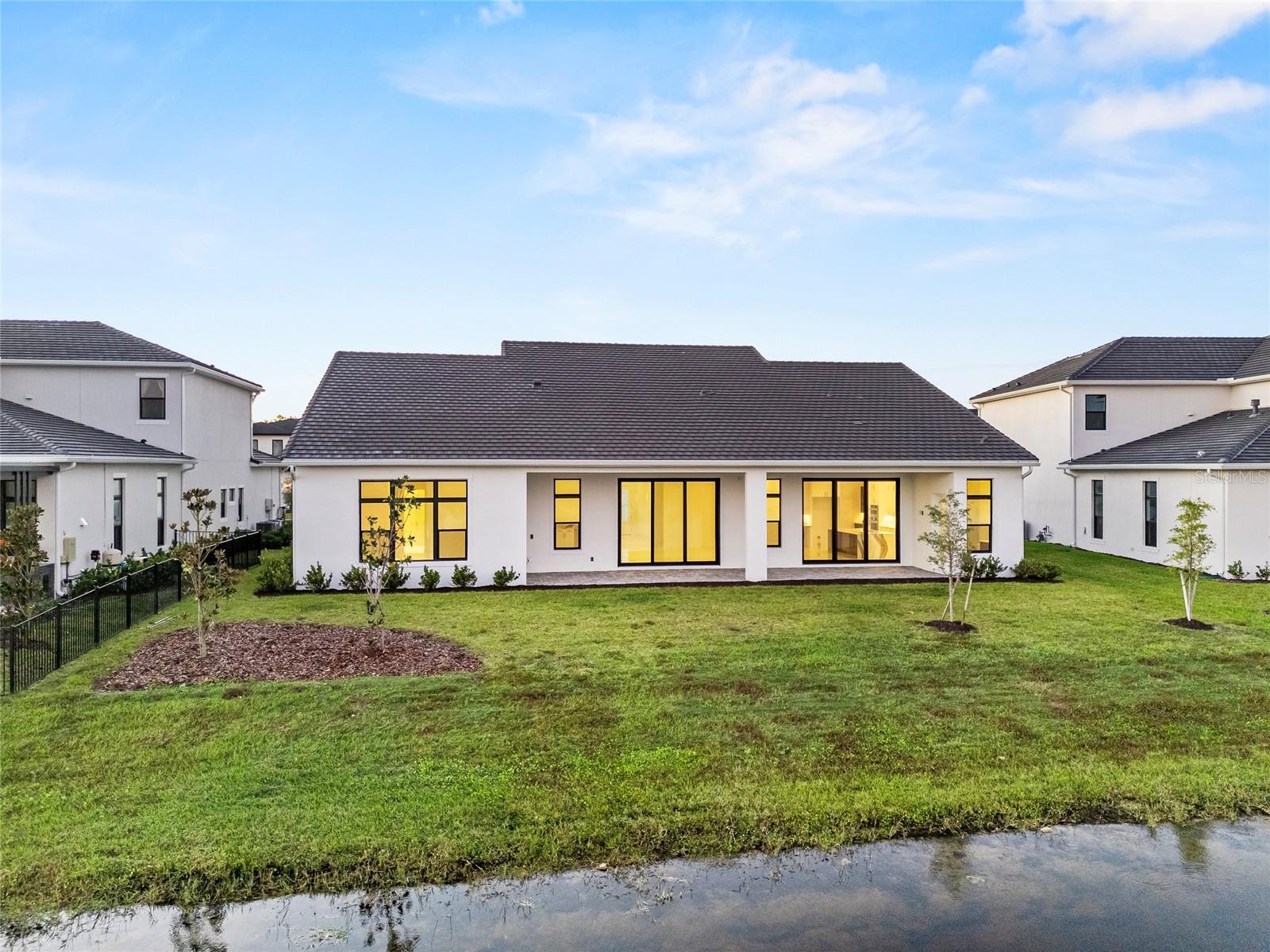 LAUREL POINTE PH 3 - Residential