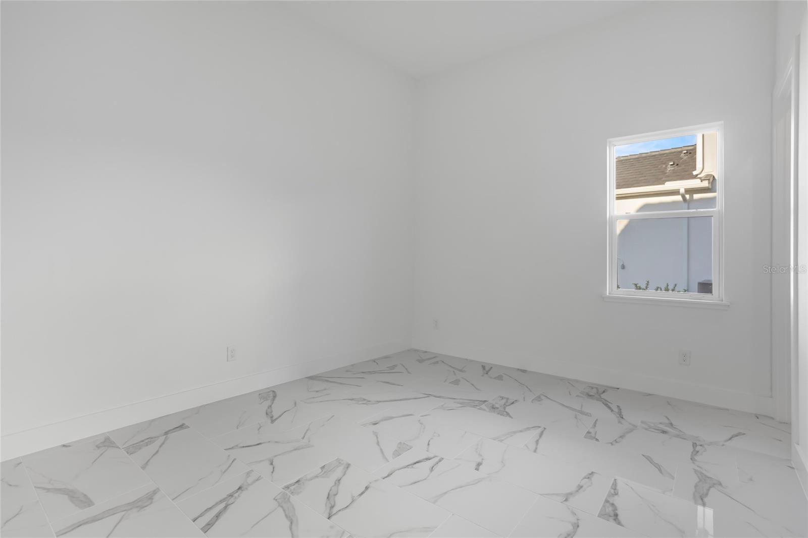 LAUREL POINTE PH 3 - Residential