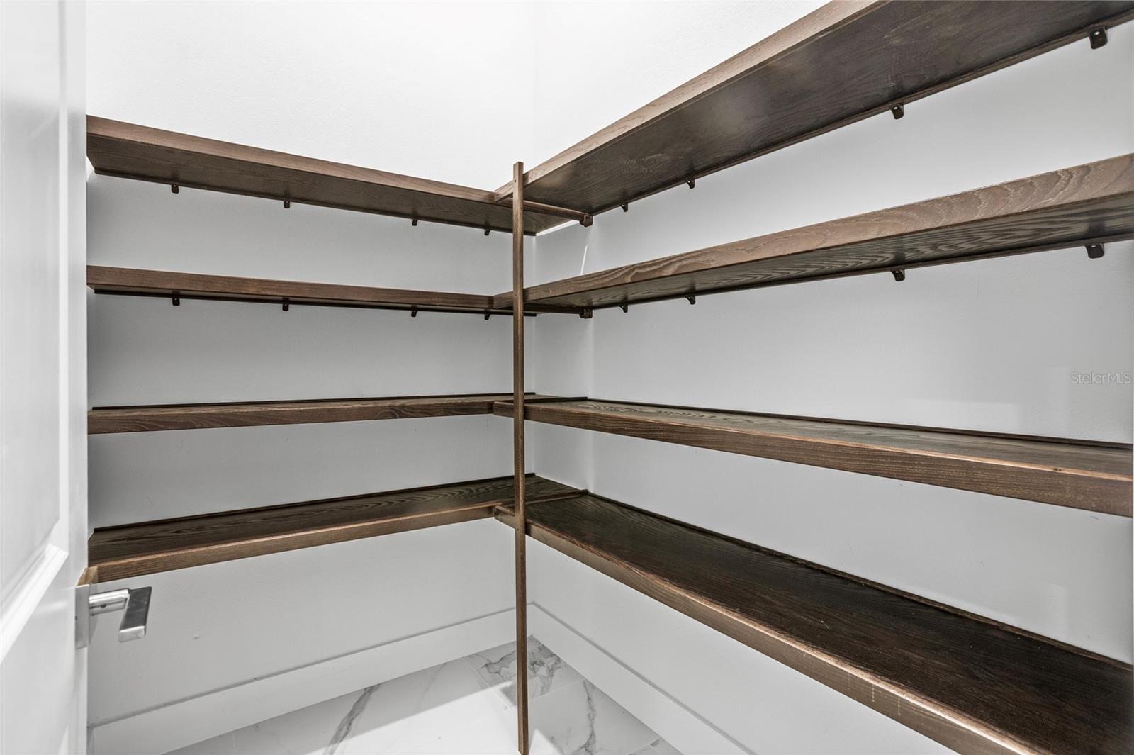 LAUREL POINTE PH 3 - Residential