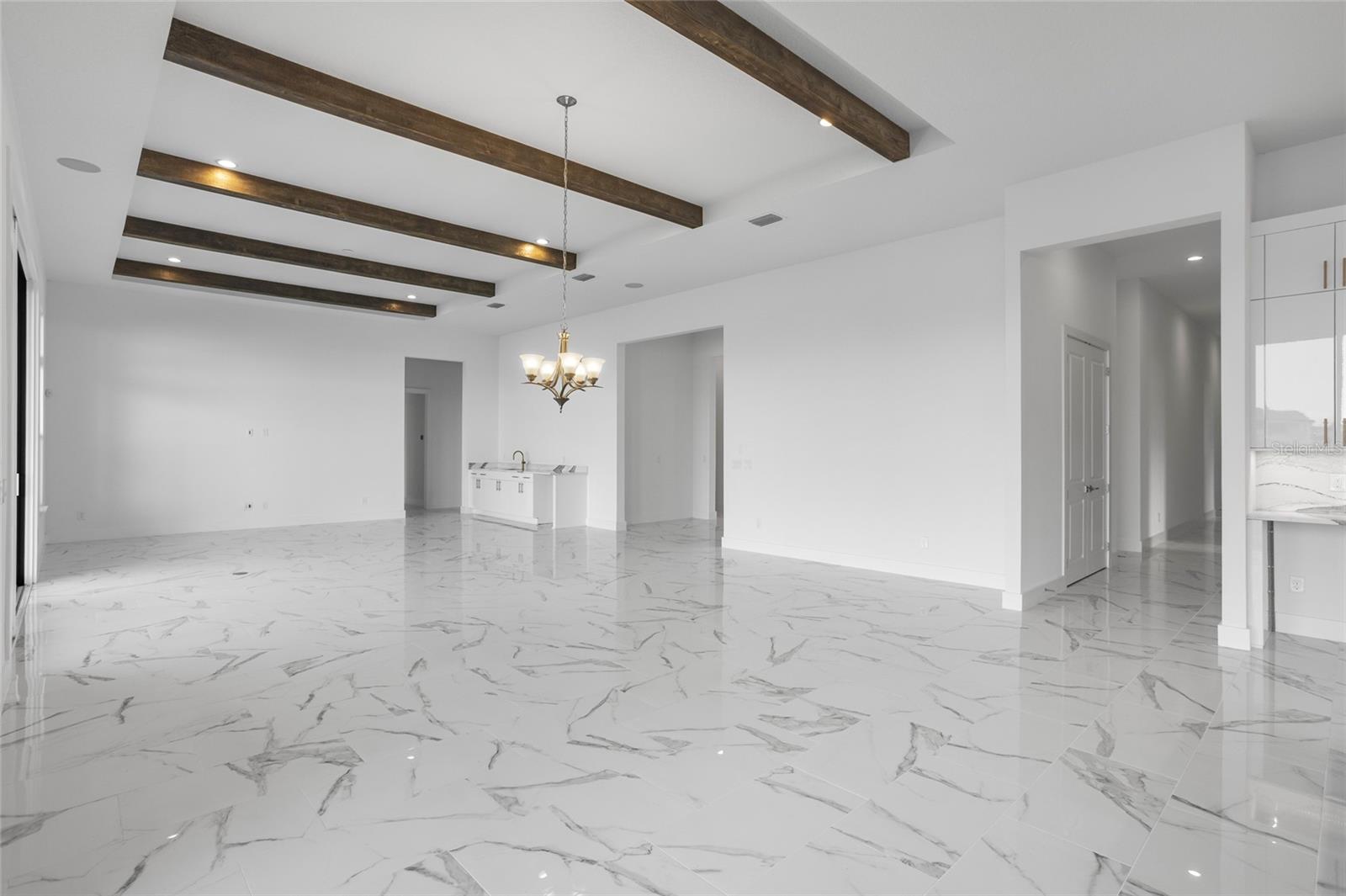 LAUREL POINTE PH 3 - Residential