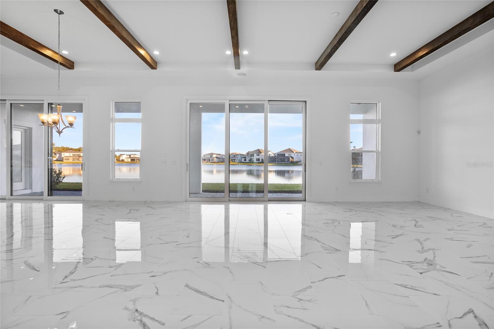 LAUREL POINTE PH 3 - Residential