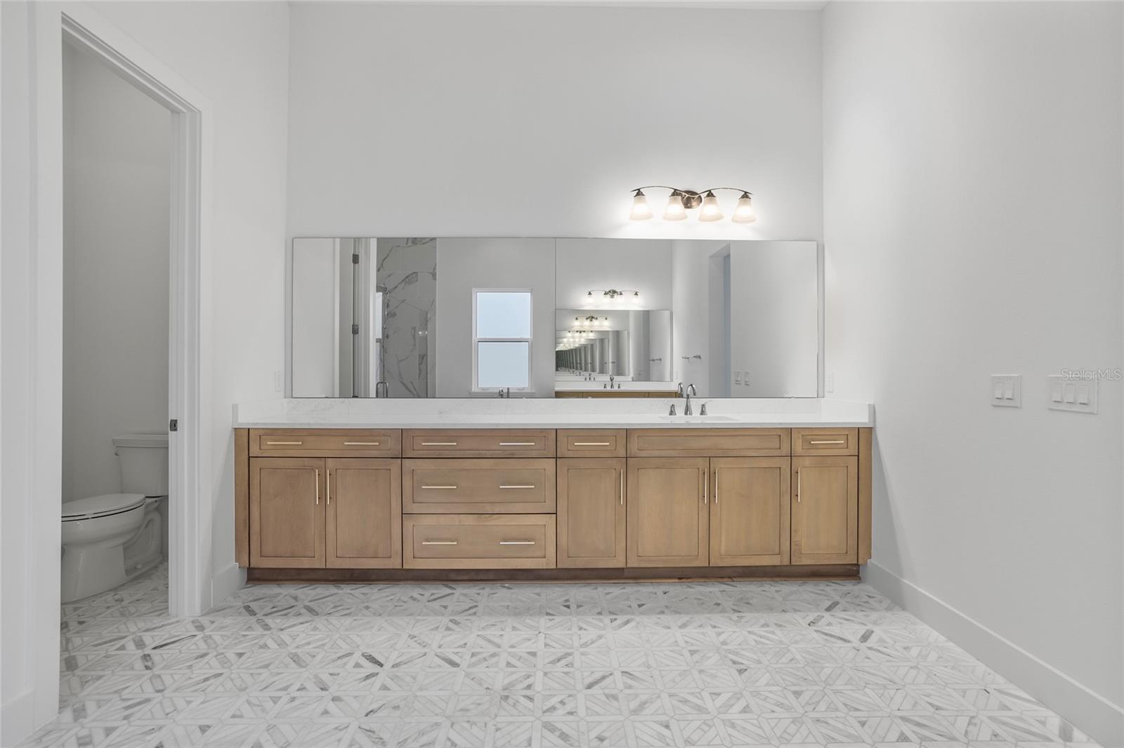 LAUREL POINTE PH 3 - Residential