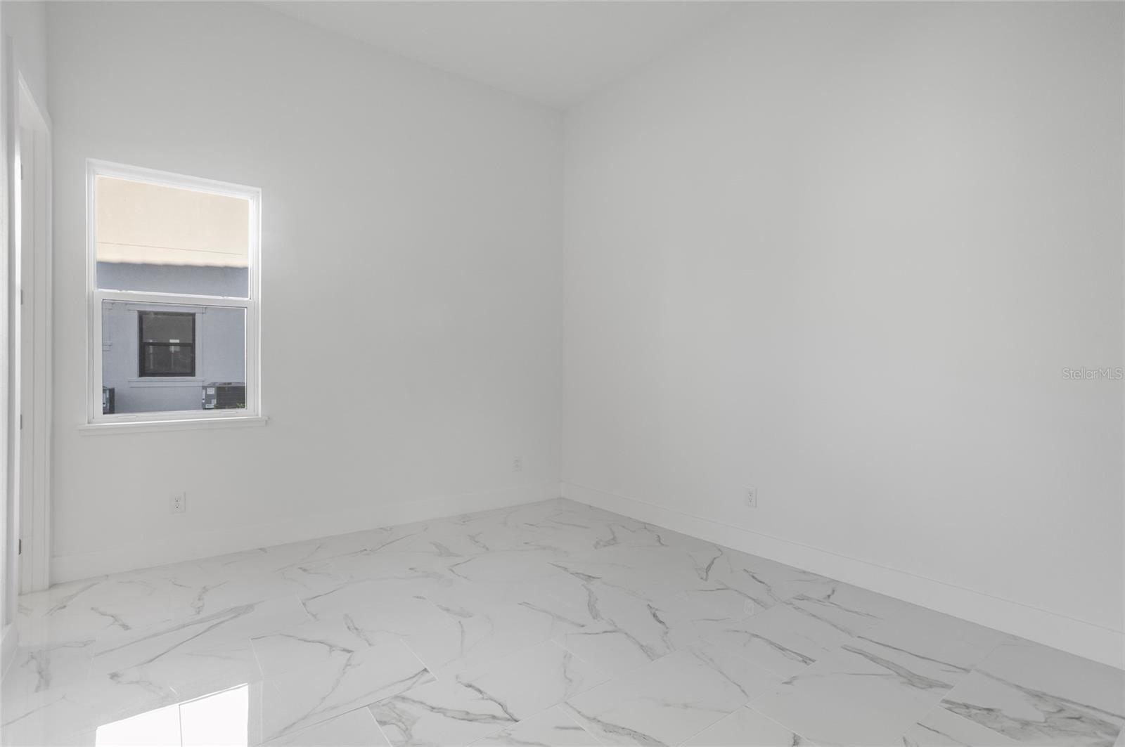 LAUREL POINTE PH 3 - Residential