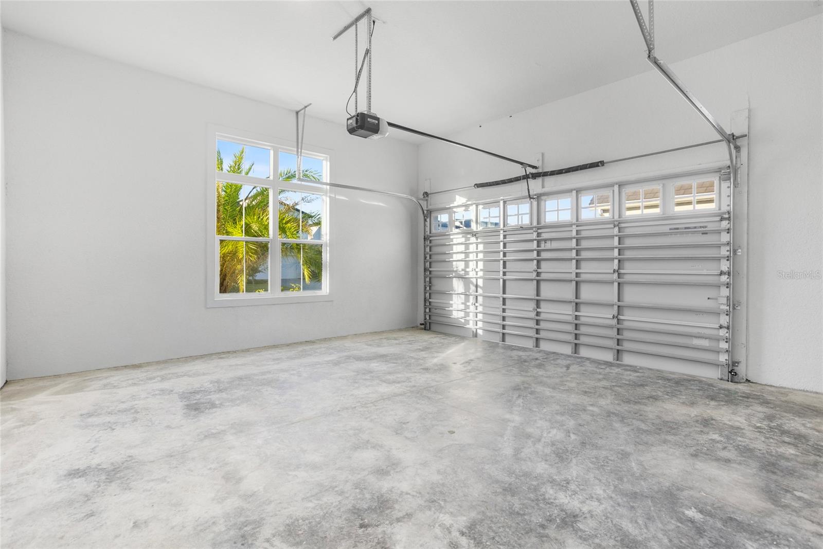 LAUREL POINTE PH 3 - Residential