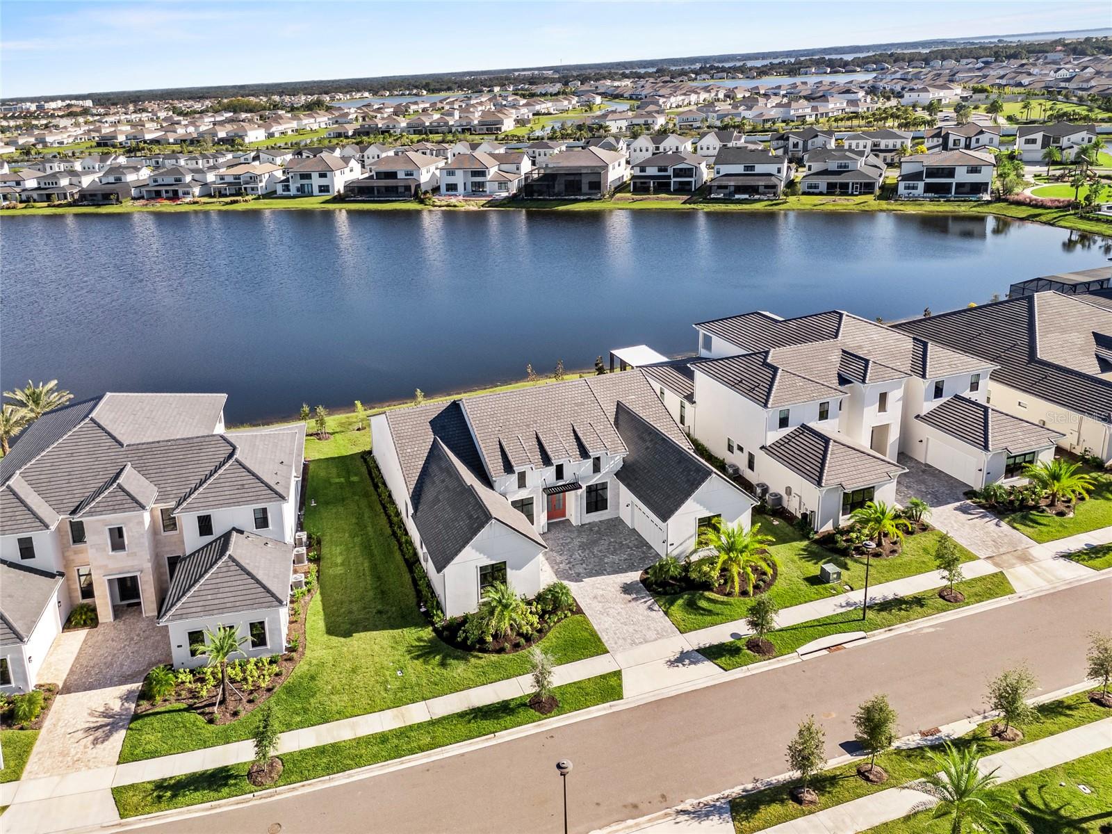 LAUREL POINTE PH 3 - Residential