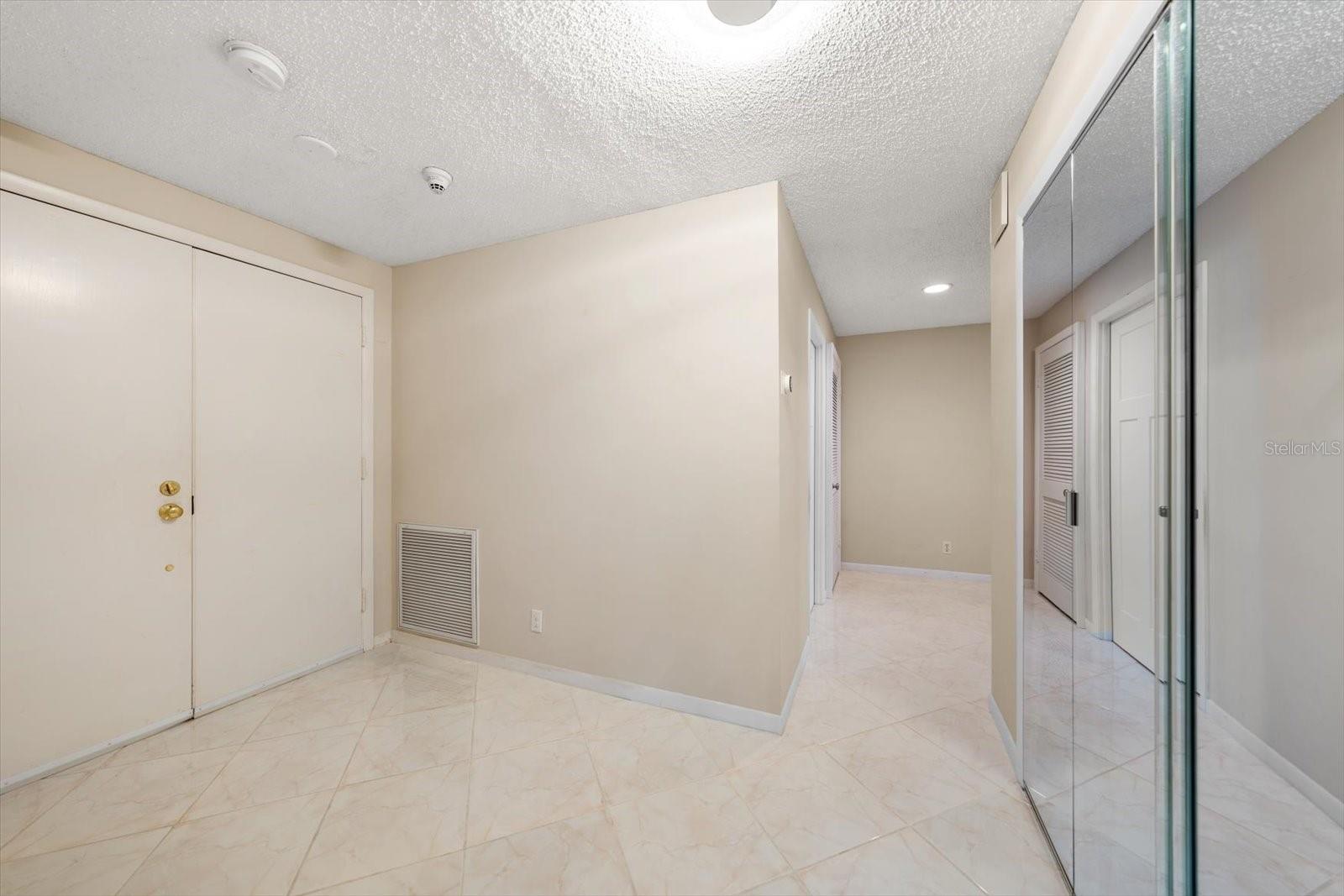 BELLEVIEW BILTMORE VILLAS SOUTH GARDEN - Residential