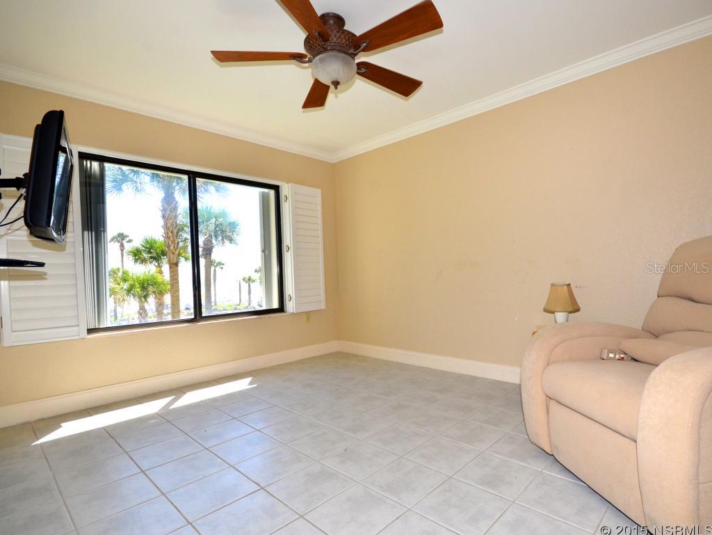 Pelican - Residential